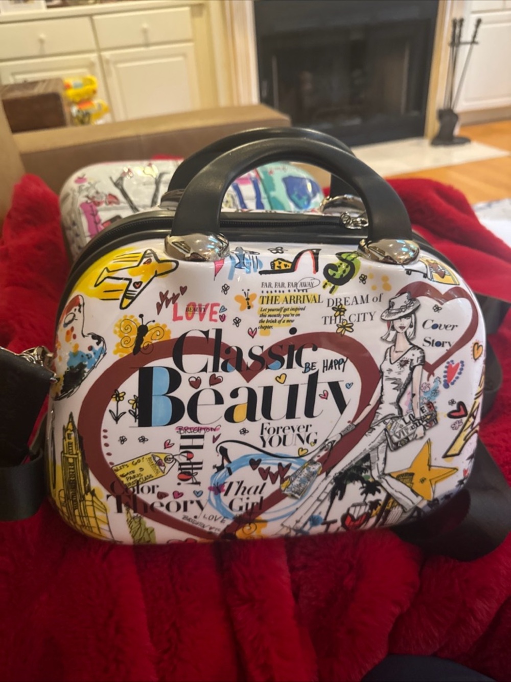 Classic Beauty Graphic Dome Crossbody Bag - White/Multi